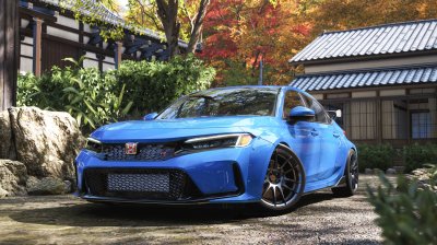 Parked up outside a traditional Japanese inn, this blue Civic Type R looks right at home in the autumn setting.